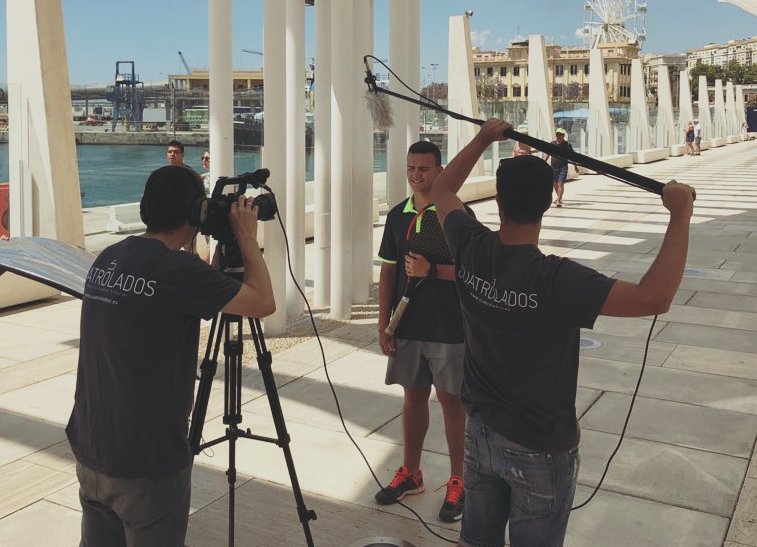 cuatrolados_es's tweet photo. Estamos de #rodaje por #Mรกlaga junto a nuestros amigos de @GlobalRacket. En este caso preparamos el #videopromocional del #IIIOpenNacionaldeTenis.
ยกSaludadnos si nos veis! ๐
#shooting #grabacion #torneo #tenis #globalracket #cuatrolados #creemosenbuenashistorias https://t.co/smm1GG8S9K