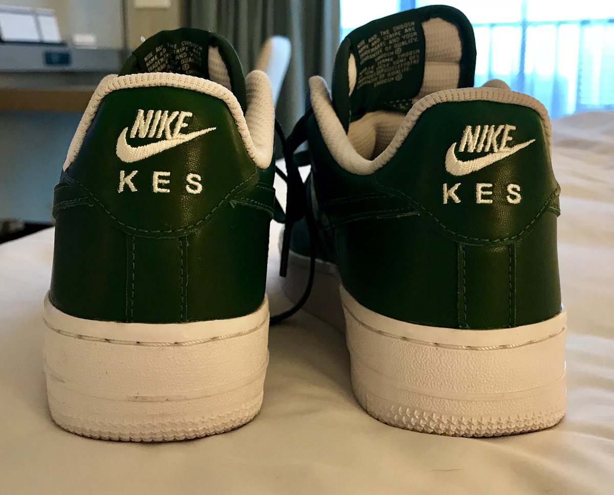 KathyBGarcia's tweet photo. Excited to wear my new KES Nike’s at #FSFOA conference. Thanks @realsamsm1th @KellyServices #kesrocks! https://t.co/GCpslGRr66