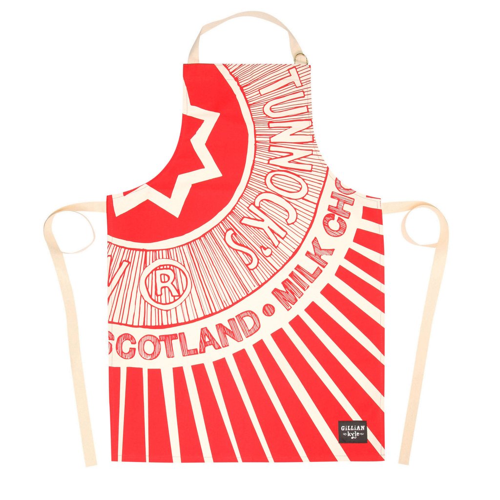 Looking for last minute gifts for Father's Day? This cotton apron is designed by GSA alumna <a href="/gilliankyle/">Gillian Kyle</a> and celebrates Scotland's favourite snack:  gsashop.co.uk/collections/fa…
