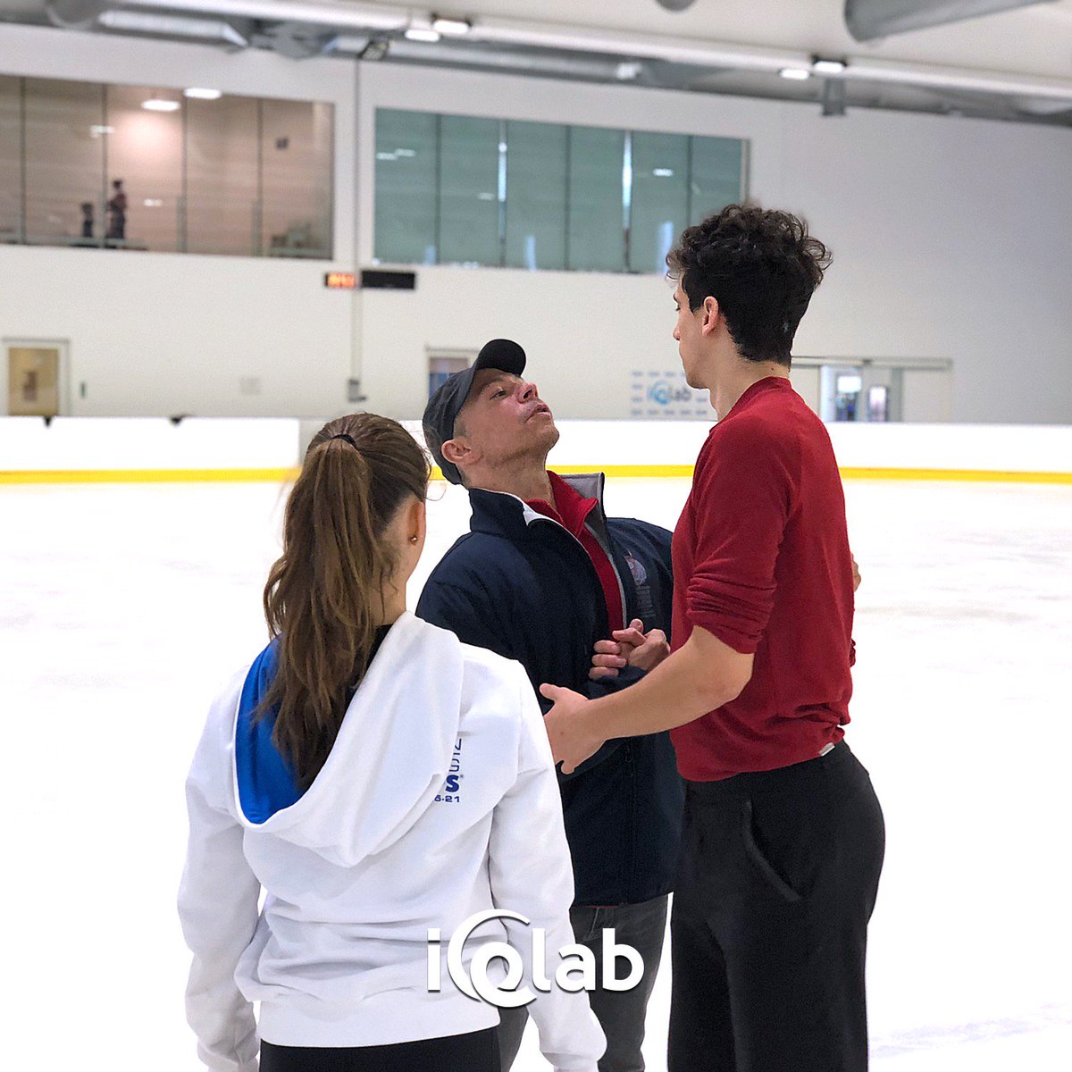 IceLabBergamo's tweet photo. ๐ #RoadToNextSeason
SI CRESCE. Sotto lo sguardo attento di un grande Artista come @CorradoGio e di un grande Campione Azzurro, Ondrej #Hotarek ๐ฎ๐น!๐โธ
โ
Laura #Barquero & Aritz #Maestu ๐ช๐ธ
#IceLab #Pattinaggio #FigureSkating #TeamIceLab #Bergamo #IceLovers @corrierebergamo https://t.co/MAaEowe8nn