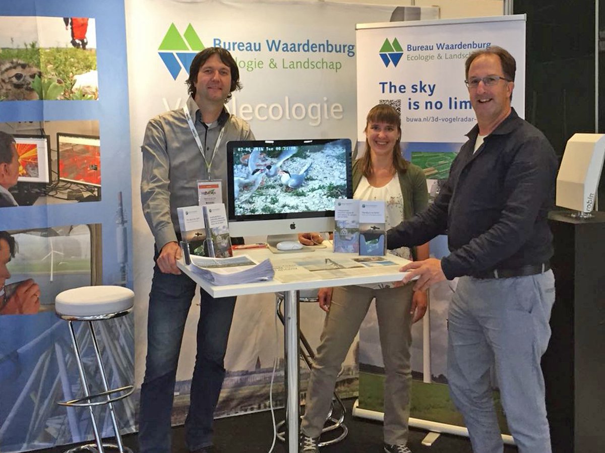 WaardenburgEco's tweet photo. Vanmiddag om 16.30 geeft collega Hein Prinsen een presentatie over #energietransitie en natuur tijden de #winddays2018 . Ontmoet onze nieuwste aanwinst, Max @WindDaysNL, een 3D vogelradar (standnr. 45). #WindDays https://t.co/t5ZcjIJS4a