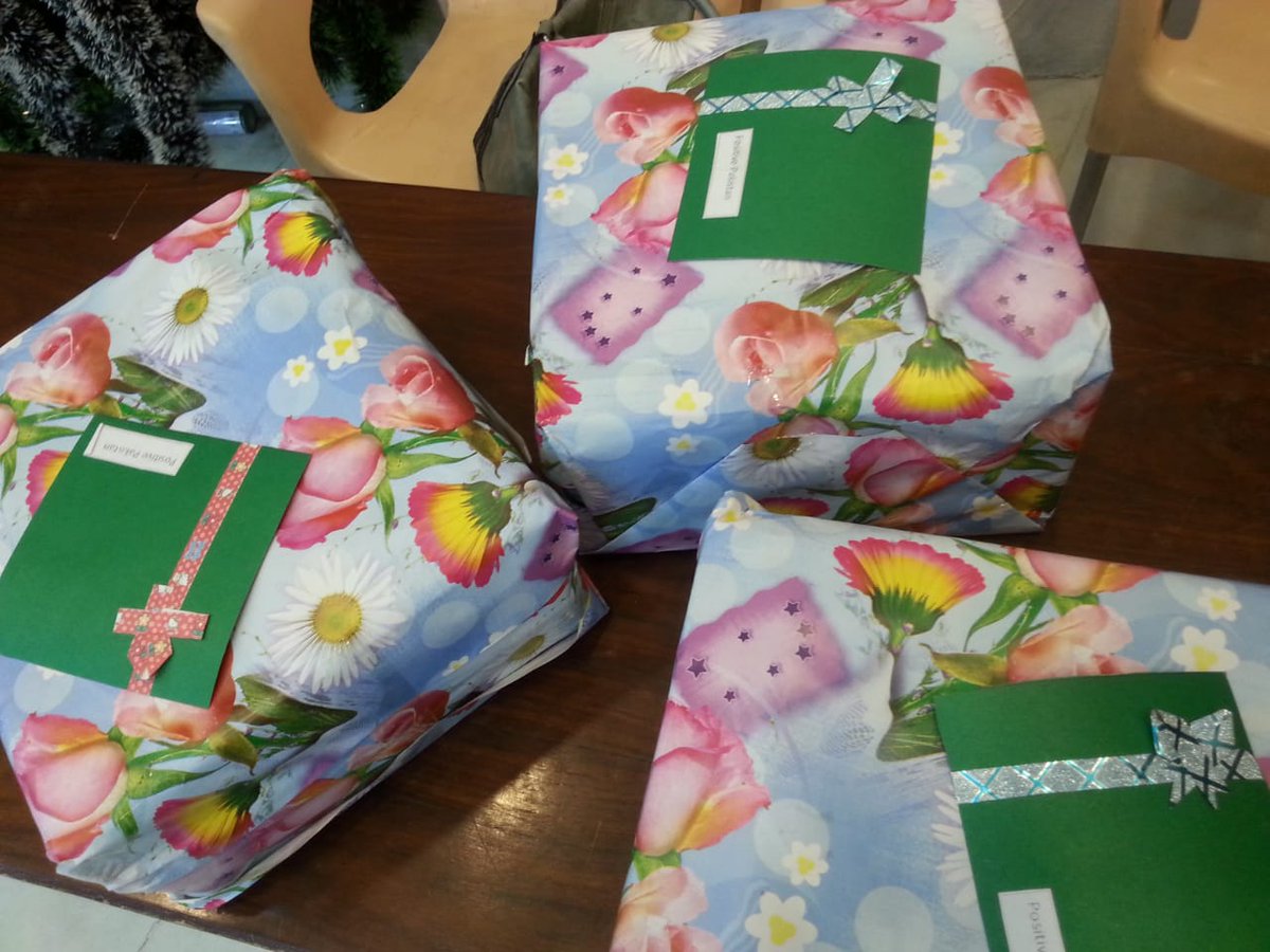 AwaisJolahapk's tweet photo. Positive Pakistan's newly developed Gujrat Chapter distributed Eid Gifts among needy and deserved people. We congratulate them on their beautiful work.
#PositivePakiatan 
#GujratChapter https://t.co/xpvZJMGzS2