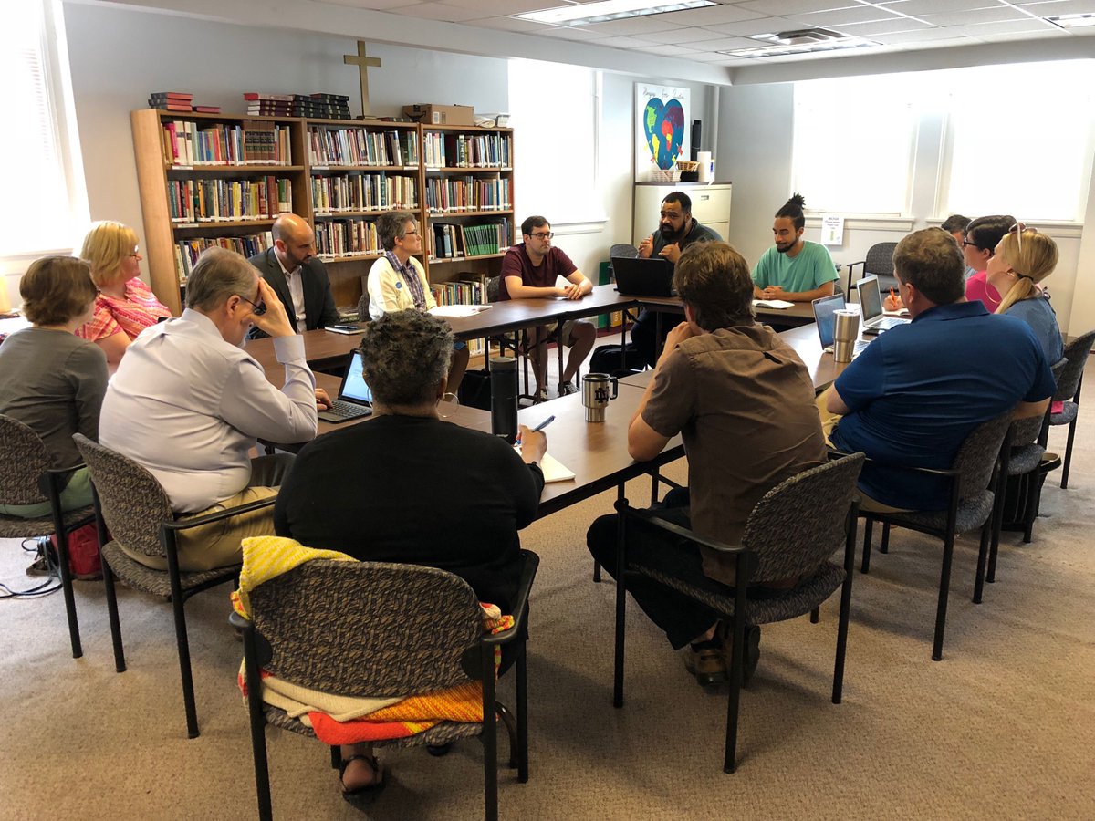 DethIm's tweet photo. Some ppl talk others do! @CTS_Indy students doing a #researchaction with Paul Babcock, dir of health & public safety in #Indianapolis @faithinindiana @FIAnational https://t.co/0JZ0HlfOOW
