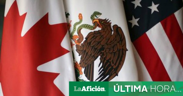 Milenio's tweet photo. #ÚLTIMAHORA | ¡Tendremos Mundial en México! 🚨 

🇲🇽 México, 🇺🇸 Estados Unidos y 🇨🇦 Canadá ganan la votación y serán sede del Mundial 2026 ⚽🏆 https://t.co/BBiGIZ5iXN https://t.co/XE9zm37HVj