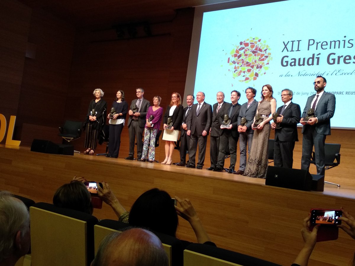 AGFamilyOffice's tweet photo. Ayer asistimos a la cena benéfica y gala de entrega de premios Gaudí Gresol, enhorabuena a todos los galardonados!!, María Blasco, Rafael Matesanz, Òscar Cadiach, Risto Mejide, Carlos Latre, Mireia Torres, Ramon Gomis, Anna Veiga, Carme Pinós y Belén Fabra. #PremisgaudiGresol https://t.co/hyk1TJubwh