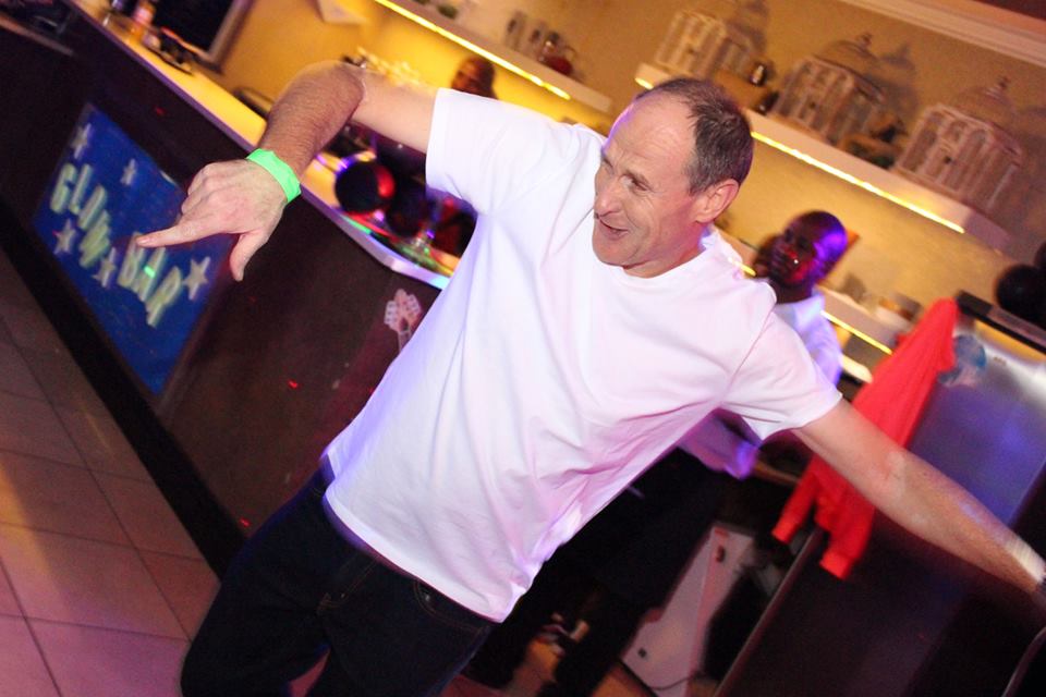 COVERchat's tweet photo. @IandtToit of @insuregroup showing off his moves at COVER's 30th 80's themed birthday bash. Thanks for celebrating with us #COVER30 https://t.co/s9Nx925ndf