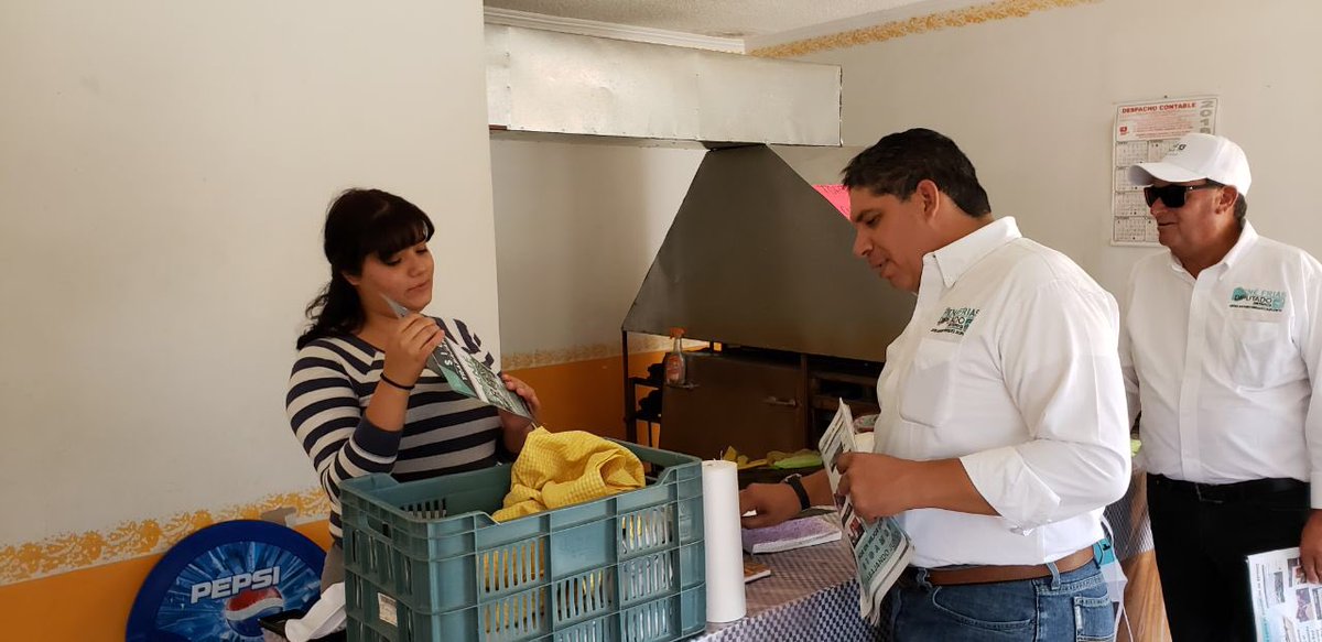 FriasBencomo's tweet photo. En Namiquipa también priorizamos cercanía con la gente.
Escuchamos demandas, nos comprometemos a dar seguimientoy presentamos testimonio deque así nos hemos conducido, porello pedimos nuevamente el apoyo de la ciudadanía.
Somos gente de resultados, no de promesas.
@JDiazDeLaTorre https://t.co/Vd5sGXf0cY