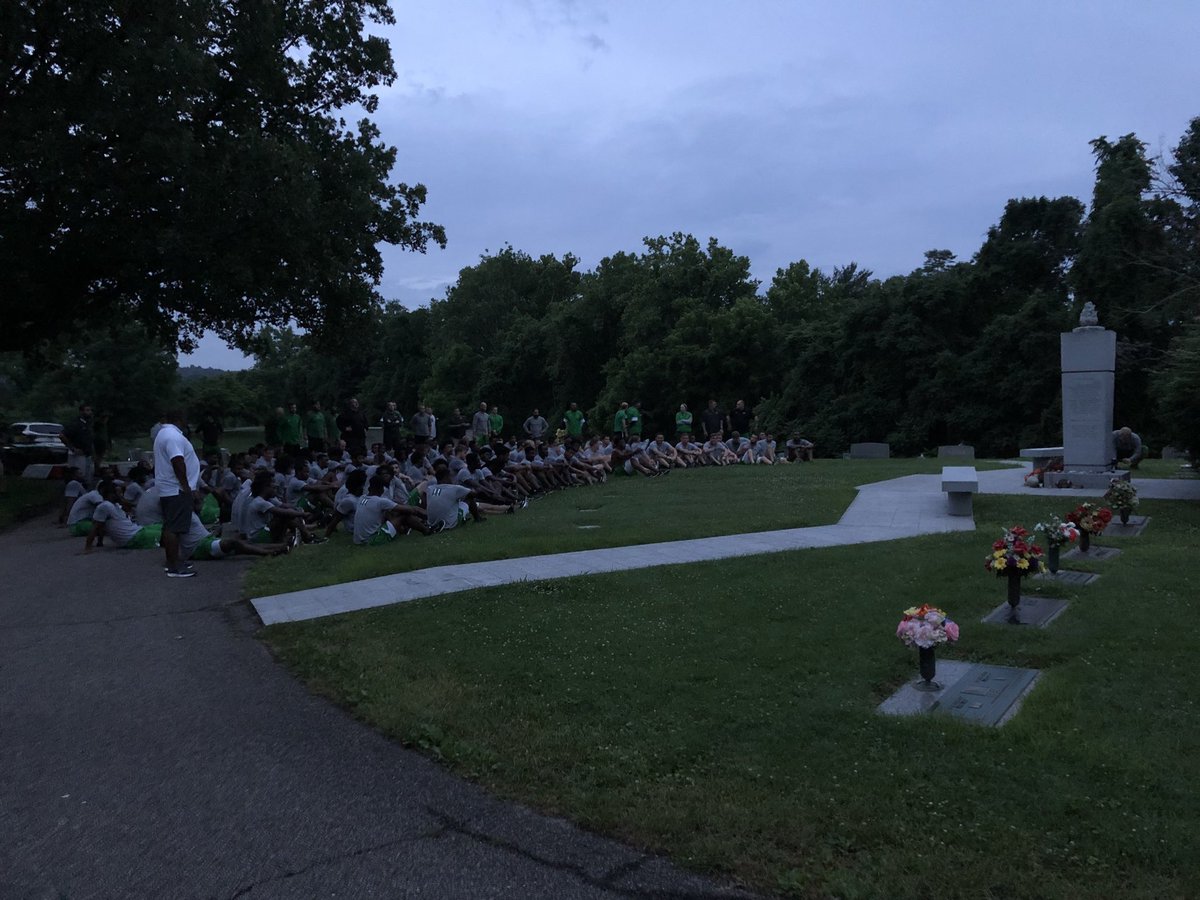 Ryan__bee's tweet photo. Last team trip to the cemetery today for me. Always a good reminder of why we do what we do! #PlayForThe75 https://t.co/Y7e9iSg9mc