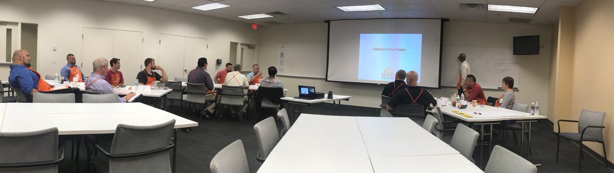Day 2 kickoff for ASM AD! #HomeDepot <a href="/ShayThomasTHD/">Shay Thomas</a>