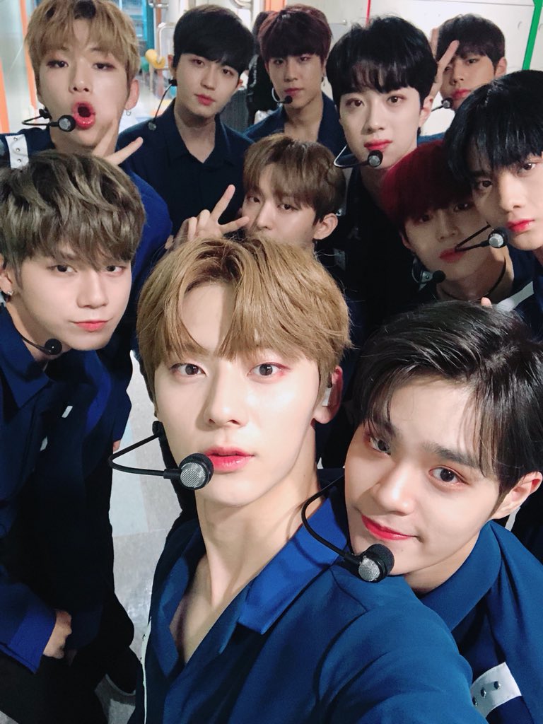 _nhalinhh's tweet photo. Up lần 2. Tui chỉ muốn nói rằng encore quá mặn 😂 #Light2stWin #LIGHT2NDWIN #WANNAONE #워너원 #Light #UNDIVIDED https://t.co/RqpRtNkSx9