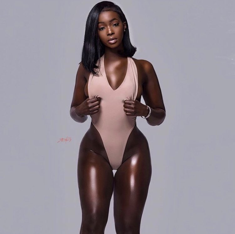 jujuzainaaa's tweet photo. who said chocolate girls weren’t in ? https://t.co/eEGMqjxZ2s