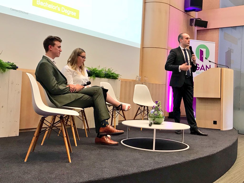 BartBuysse's tweet photo. #youngtalents take the floor: testimonials about the life as a student in the #apprenticeship system. Nice job! #WeAreTheChange #GANmovement @GANBelgium @GAN4Youth @AlexanderMaeya1 @AdeccoGroupBE #YTIA @VBOFEB https://t.co/0cFwG7hifA