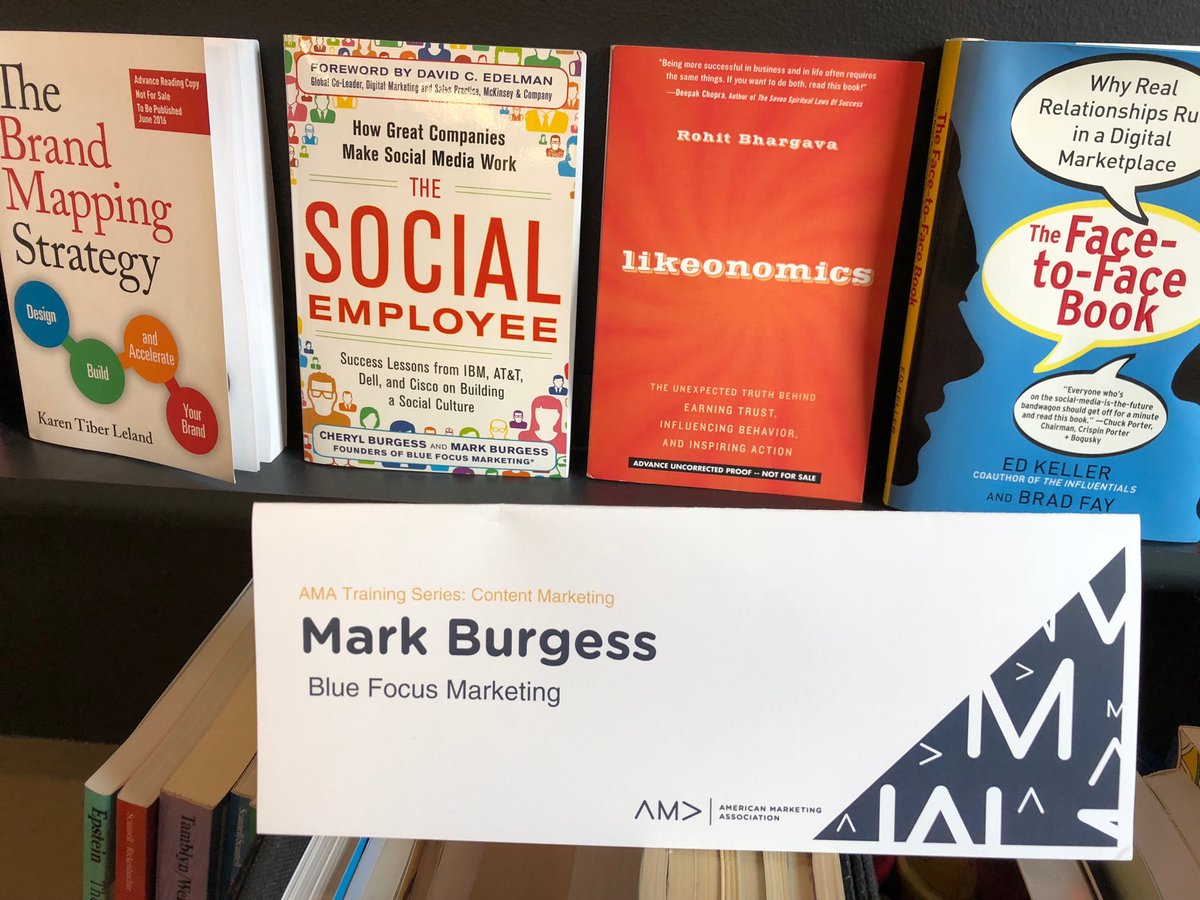 Day 2 book giveaway ⁦<a href="/SocialEmployee/">The Social Employee</a>⁩ #amalive8 ⁦<a href="/AMA_Marketing/">AMA</a>⁩ #contentmarketing Workshop #Content ⁦<a href="/ckburgess/">Cheryl K. Burgess</a>⁩