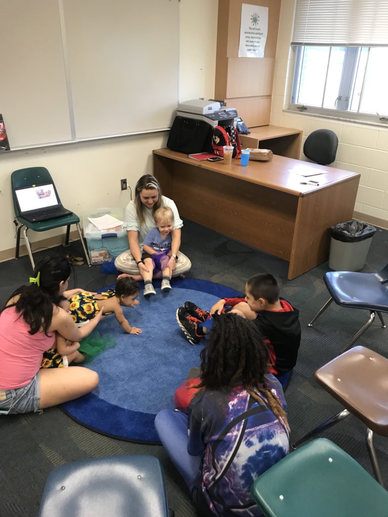HIannarelli's tweet image. Summer Toddler Time at Holly Hill School. The laughter is contagious!  Growing young Knights one giggle at a time. #thelearningneverstops