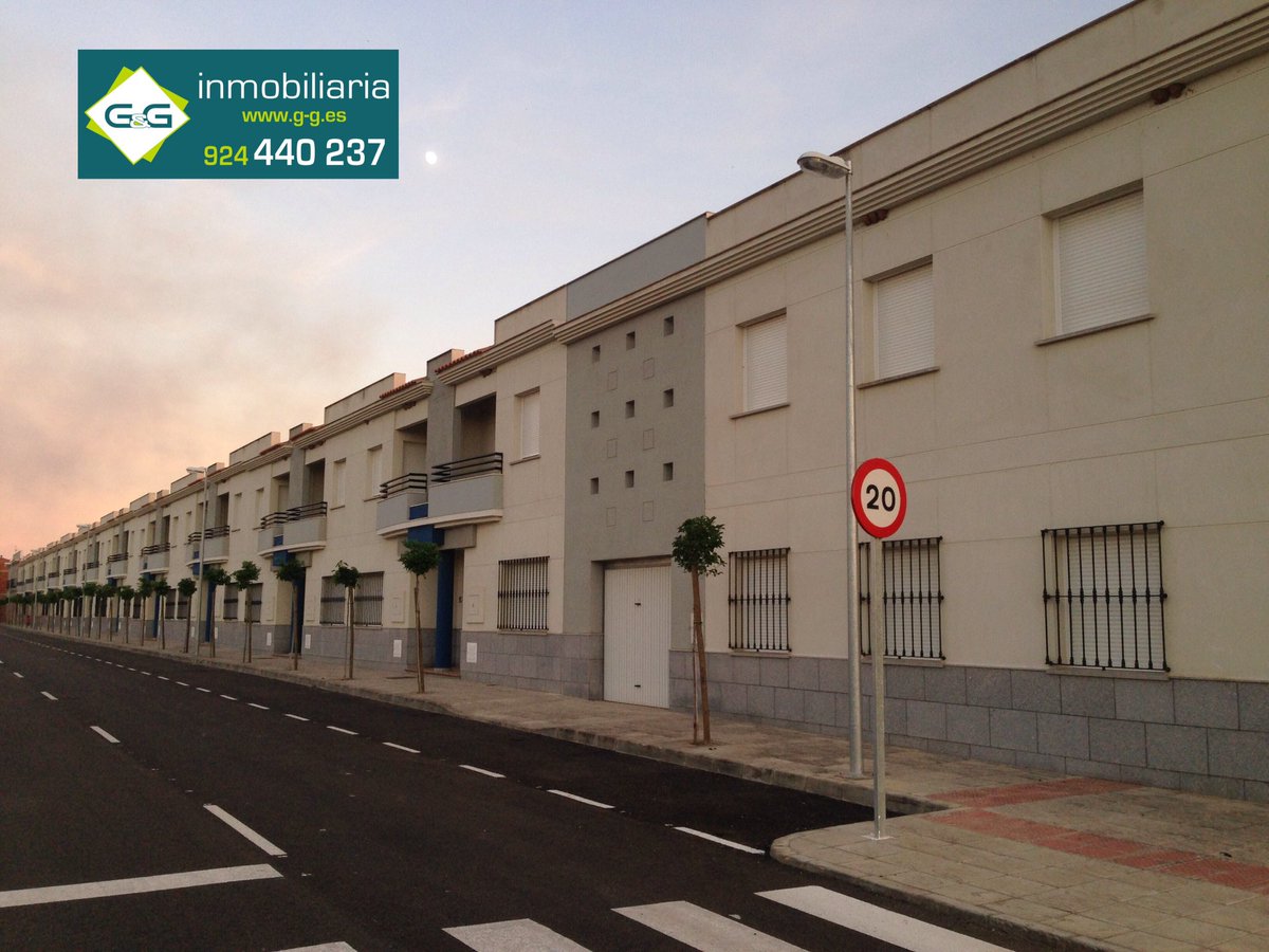 Residencial Princesa
¡Espectacular bajada de precios!
Adosados desde 96.000€ en Talavera la Real.
Inmobiliaria G&amp;G
Teléfonos 924 440 237 y 691 802 588