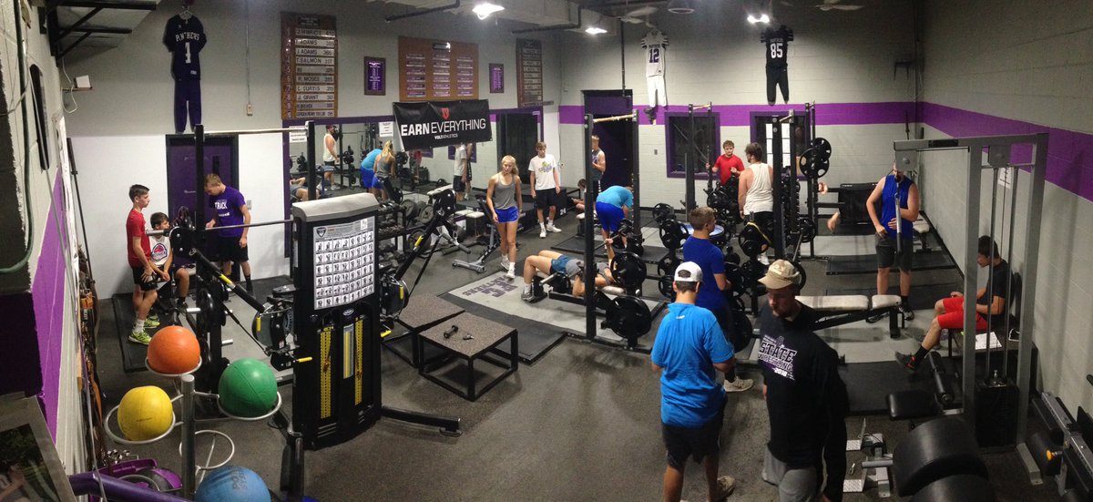FCstrength's tweet photo. Over 400 workouts completed. The last 2 weeks have been much better. Keep it rolling.
#fcpower
#fcpanthers
#EarnEverthing https://t.co/liBdwcS6wZ
