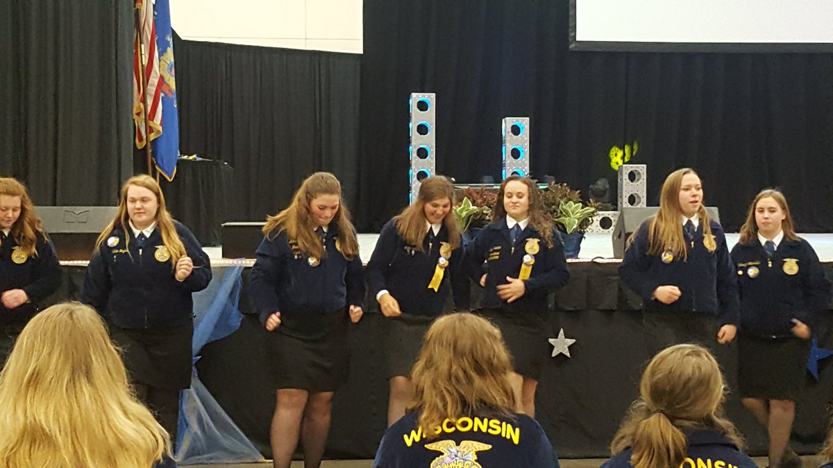 ParkviewFFA's tweet photo. Parkview FFA is ready for day 2 of the convention! #liveyourwhy #wiffa18 https://t.co/S27y6lAdlC