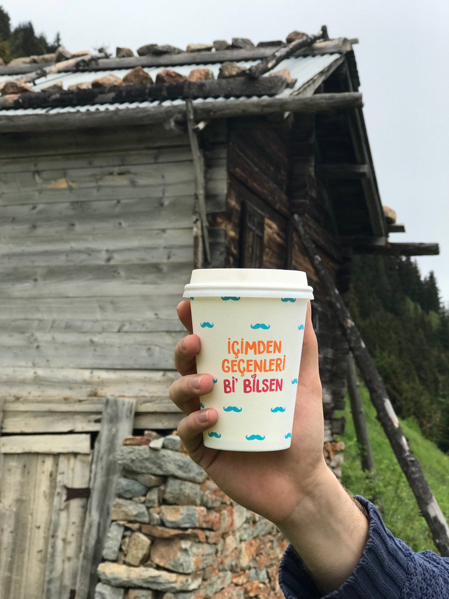 En sevdiğin içecekle doğayı selamlarken, yazın enerjisi de bırak dışarı çıksın! #osmanlikahvecisiuskudar