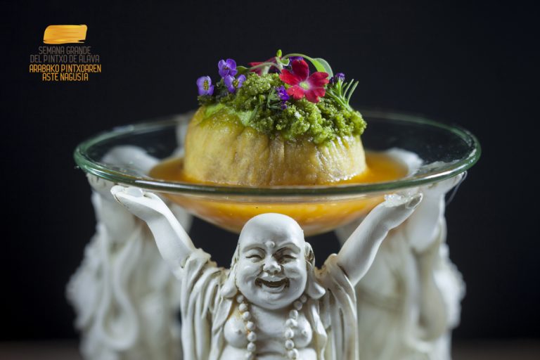 vitoriawinecity's tweet photo. Ya tenemos ganadores de la Semana @PintxosdeAlava. 🥇 para @PortalonVitoria con 'Bonito Cactus' 🥈 para #Triskari con 'Waneesia' y 🥉 para @sukalki, con 'Nikuman de Sukalki y Txakinarto'. Zorionak!! 🥂 https://t.co/igxt92Qz3R