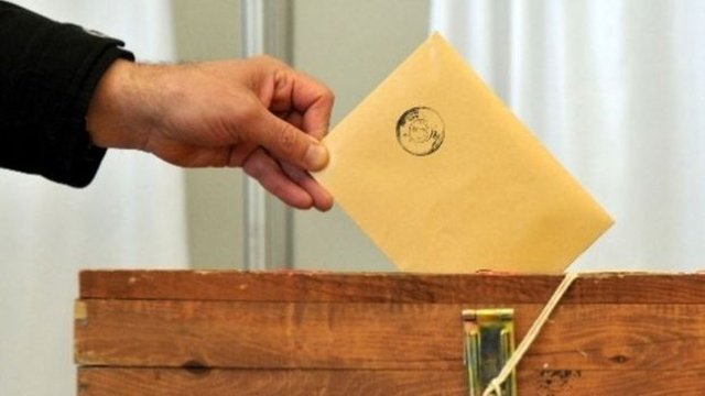 191 Bin 153 Kayıtlı Seçmen 734 Sandıkta Oy Kullanacak...
buff.ly/2sV1KQp