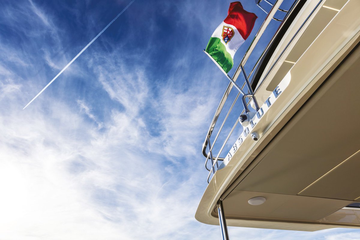 AbsoluteYachtHK's tweet photo. Quality, beauty and reliability.
#Absolute58Fly represents the excellence of Made in Italy, which has always been the trademark of our shipyard.
#AbsoluteYachts #ReachingForTheAbsolute #WeMakeItAbsolute https://t.co/4b9moWW3Pl
