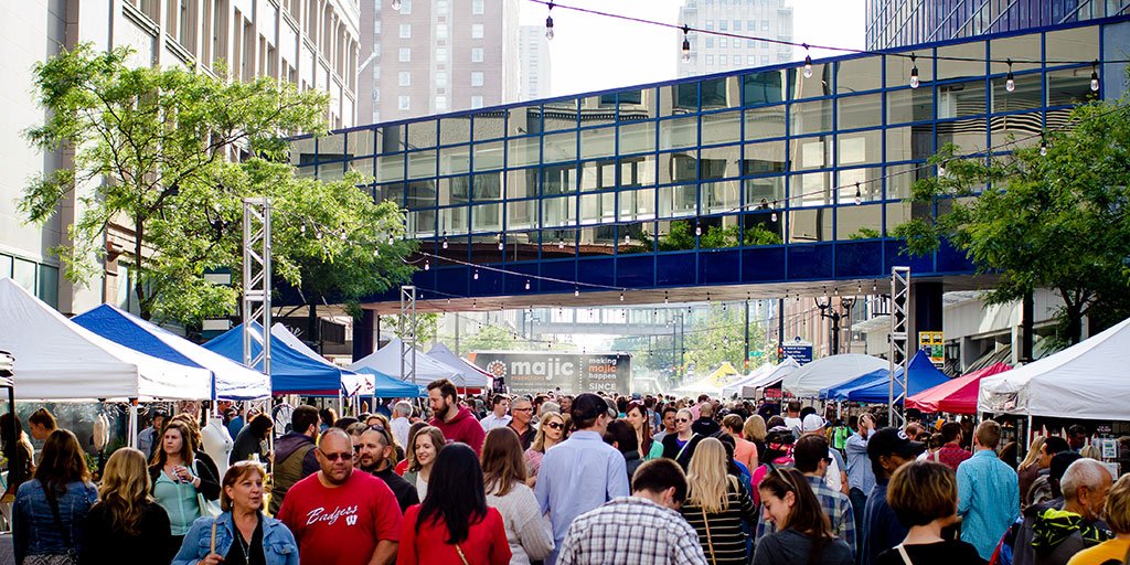 NEWaukee's tweet photo. The first 2018 #NightMarket is TONIGHT on W Wisconsin Avenue from 5-10pm. Be there! More info: https://t.co/EVSkSLdhB5 https://t.co/QXHcCZ4V60