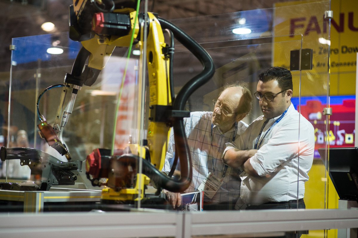 FabtechExpo's tweet image. #FABTECHCanada continues today at the Toronto Congress Centre! 👨‍🏭 
We're open 10am - 6pm. 

See what's new in #mfg, #welding, #metalworking, #fabricating, #finishing solutions!

fabtechcanada.com