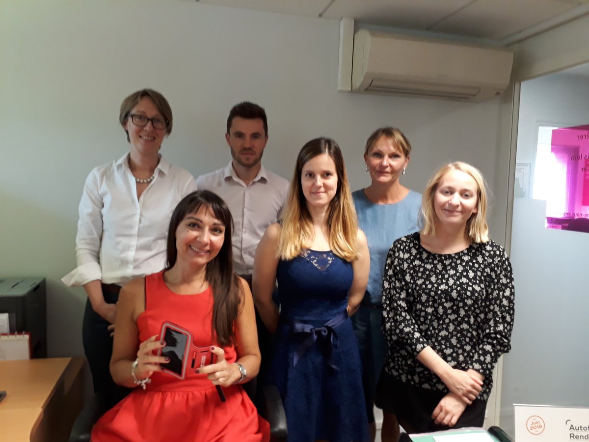 person_manuela's tweet photo. De beaux échanges autour de la Qualité de Vie au Travail à la caisse de Lanester entre les équipes RH siège et les collaborateurs. Merci à tous pour votre enthousiasme et votre bonne humeur #QVT2018 @JaimeCMArkea @HBalligand https://t.co/AViR21gxH9