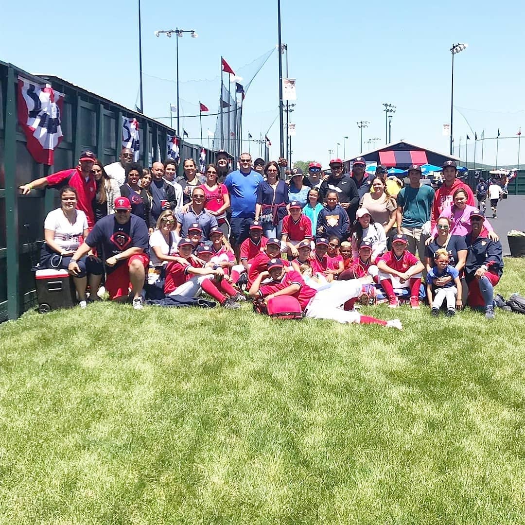 WLW_ARGENTINA's tweet photo. Vía @mariaandjosephboys -  Cooperstown brackets. 104 teams, Team Clutch currently in top 10 💪💪 - @willylevy29 @Elygutierrez19 ChristopherLevy  Kaileylevy19  #TeamClutchMiami #basell ⚾️ https://t.co/5NVBX20Dc9