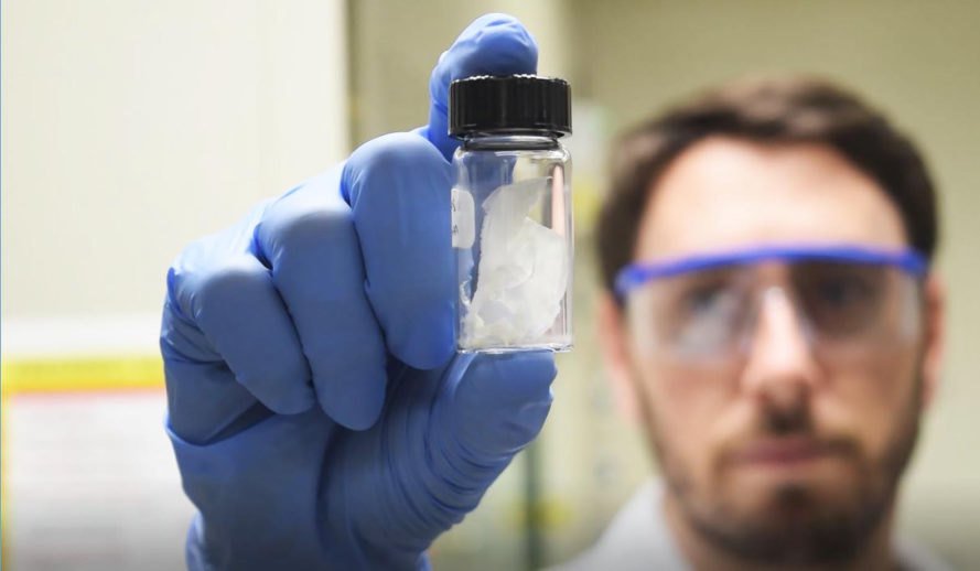 There is an emergence of fantastic #material #science breakthroughs addressing some of the big plastic waste horror stories. Surely the time has come for #designers and #brands to drive radical #package design - let's waste less bit.ly/2rE6wn2