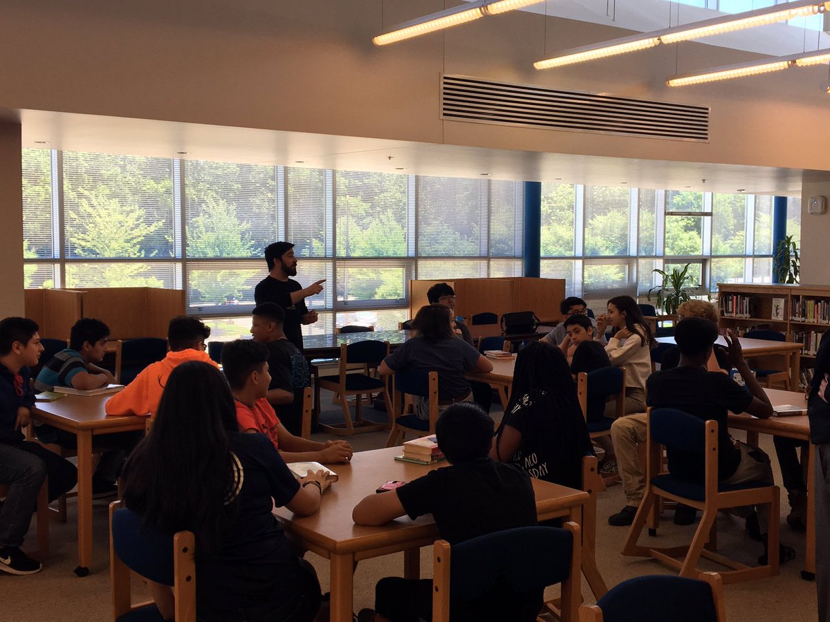 It was awesome to have some Ss from @Lanier_MS over at our school yesterday to hear from teachers and visit our library. They walked away with some good suggestions for their transition to HS and great summer reads! #learningneverstops