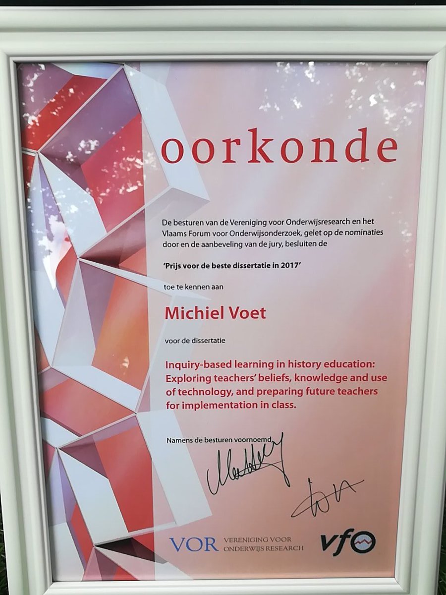 MichielVoet's tweet photo. Heel erg trots dat ik zonet de VOR-VFO prijs voor beste dissertatie over onderwijs mocht ontvangen @ORD_2018! Bedankt! #tecolab #ORD2018 https://t.co/RWvqNq5TDA