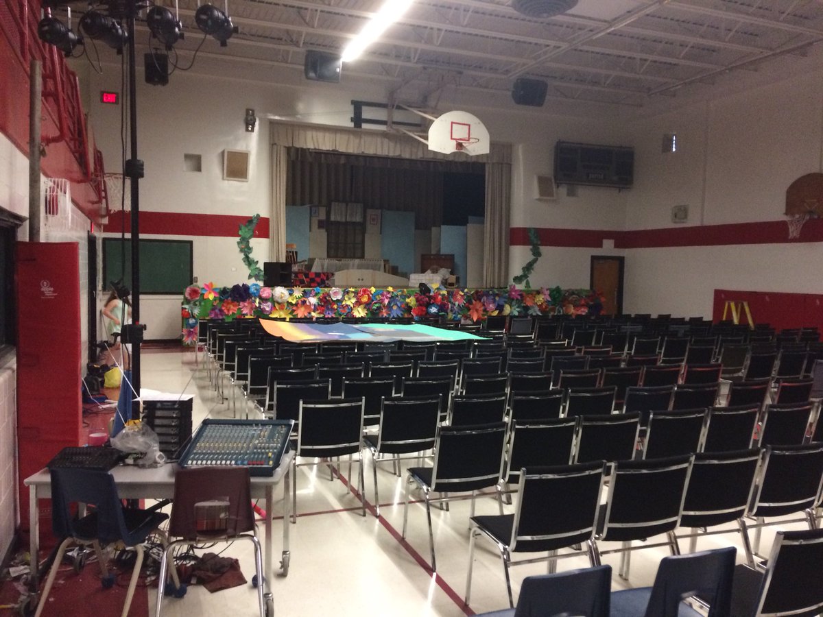 DresdenAreaCS's tweet photo. The stage is set and ready for our first performance of Peter Pan, presented by @DresdenAreaCS! Hope to see you soon https://t.co/g9XIv8bUWi
