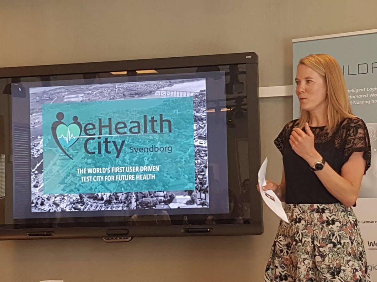 #MissioDinamarca @ClusterSalutMen Stinne Skydt presents the amazing Danish project eHealth City of #Svendborg based on Public Intelligence and Health Innovation Methodology, from simulation halls and appartments to street labs.