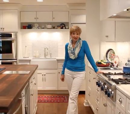 I have ALWAYS hated fluorescent lit rooms! However, I never truly understood all of the reasons why. Now I have even more of the science behind why! <a href="/madcapcottage/">Madcap Cottage</a> @soraa_inc <a href="/highpointmarket/">Kimberley Wray</a> Read more on the blog- buff.ly/2MlFnMb #wellnessbydesign #sorralighting #light