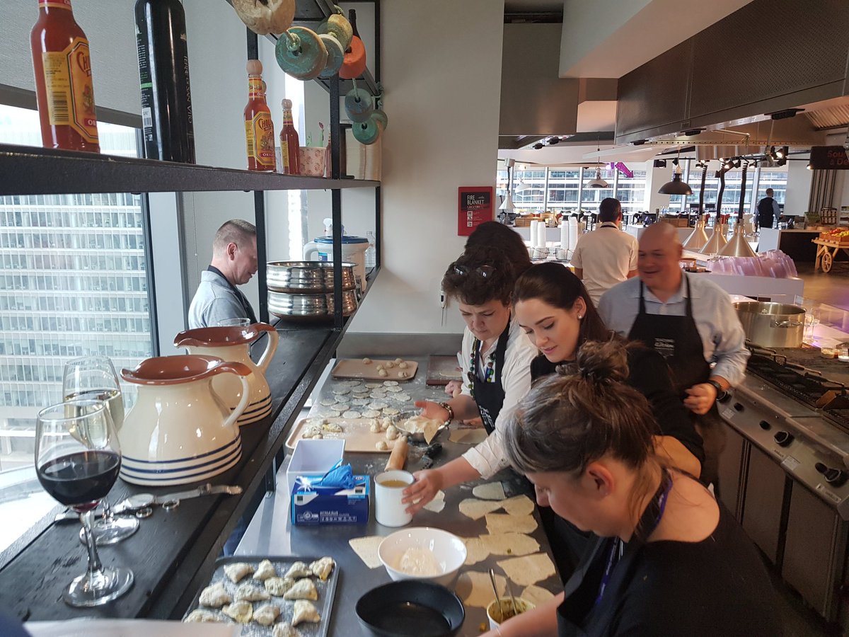 Success! Congratulations to all involved with tonights teaching kitchen at KPMG! Great fun and amazing food! Get involved if you have not already! <a href="/Guy_Stallard/">Guy Stallard 🇺🇦</a> <a href="/AmoseleyAndy/">amoseley</a> <a href="/DunkMatt/">SlamDunk1</a> <a href="/RA_Food/">RA FOOD</a> @SueThompson_RA @IanHuman_ <a href="/AlexCirillo1/">Alex Cirillo</a> <a href="/Johnkillington5/">John killington</a> @chefATaylor <a href="/jodyerics/">jodyerics</a>