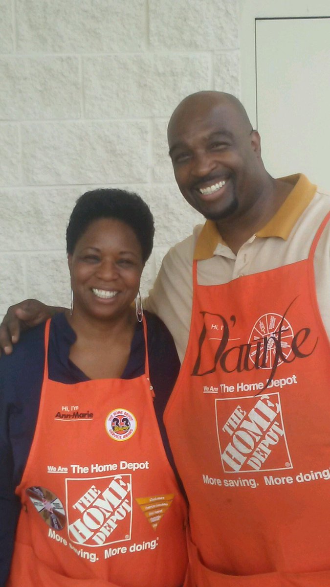 Staci Hensley tweet media