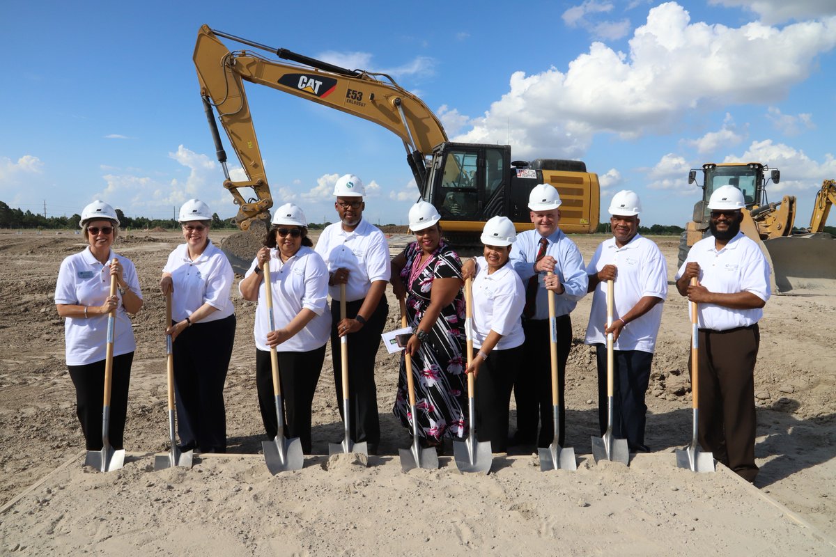 SpringISD's tweet photo. Spring ISD Officially Breaks Ground at New Roberson Middle School Site
Click here to read full story and view gallery: https://t.co/j0ETTFFXhE @RobersonSpring #BuildingSpring https://t.co/Prbg8M2PJ7
