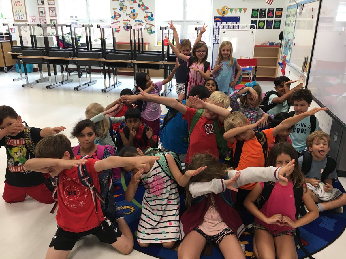 lovefirsties's tweet photo. Buh bye first grade!!  @MadisonsTrust16 #mtes2yr https://t.co/0S6xgLIdhD