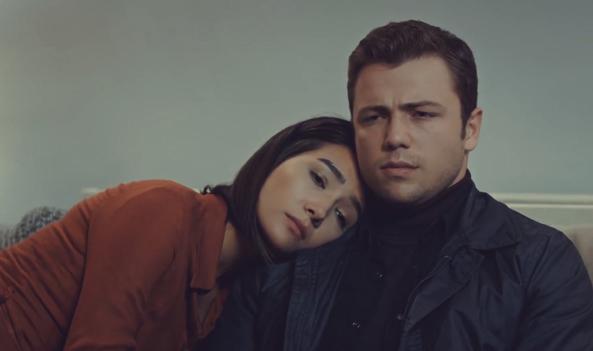 -Yavuz, başına ne gelirse gelsin ne karar verirsen ver ben senin yanındayım. Ama söz ver bir delilik yapmayacaksın..

TolgaSarıtaş || AybükePusat
#YavBah #Söz