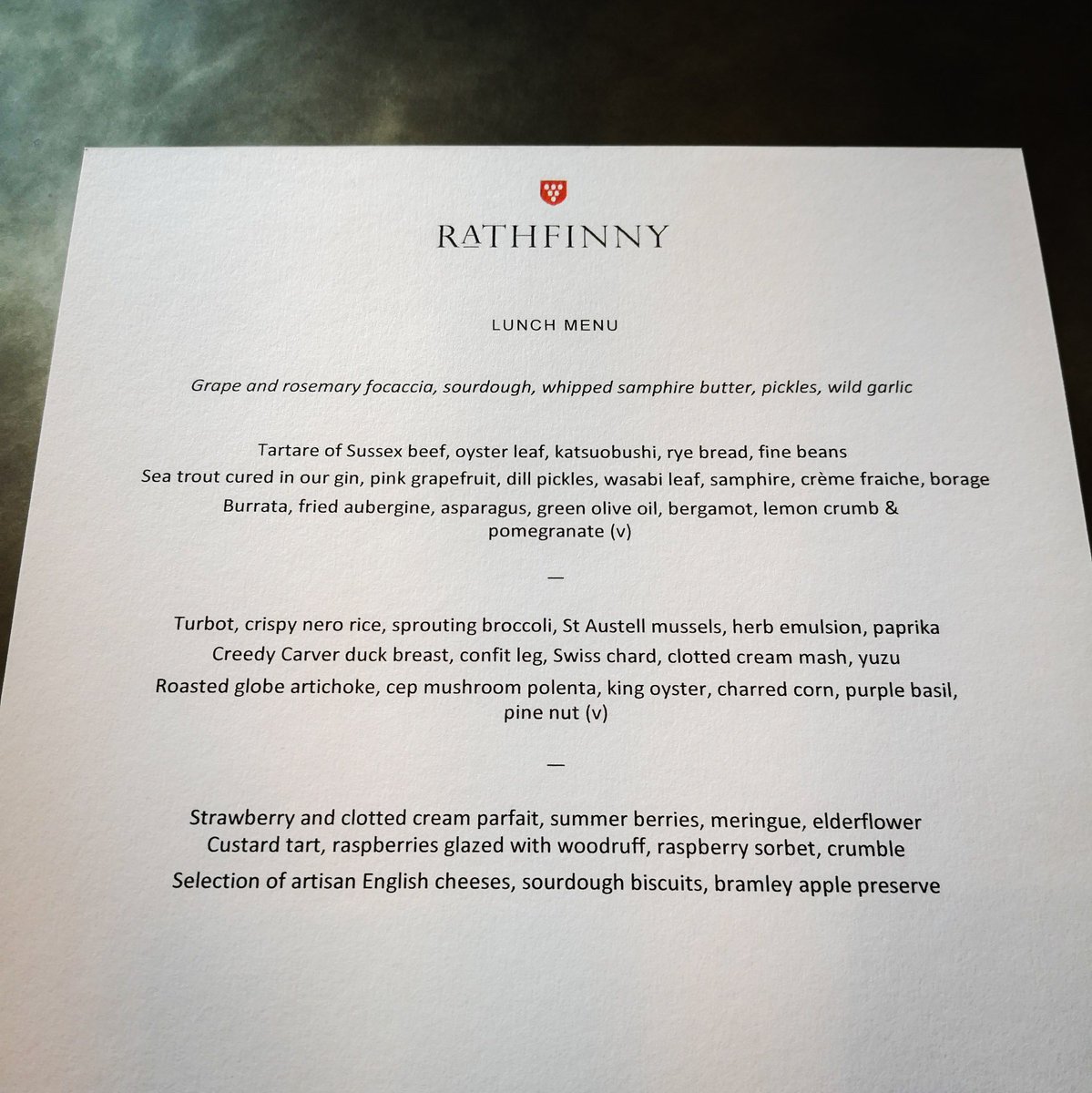 GreatBritWine's tweet photo. An unparalleled #EnglishWine #CellarDoor experience? The new Tasting Room restaurant, headed by @chefcbailey is a triumph. Thoughtful, honest, delicious. #EnglishSparkling #Sussex @ThisIsMission https://t.co/7kqZpPeW9F