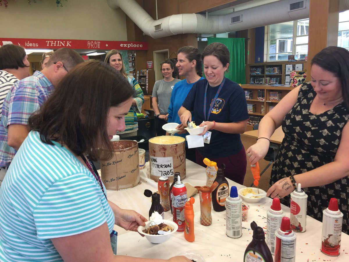 kingphiliplib's tweet photo. Saying goodbye isn’t easy but ice cream sundaes make it sweeter . I have loved my 12 years at KP , best job of my career . Will miss the students and the good friends I have made .  I am ready to write my next chapter ...#whpskp https://t.co/W227hAUXkz