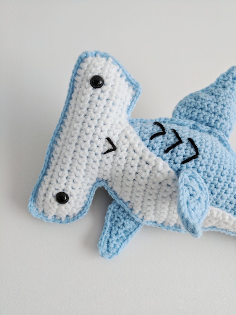 milkyoctopus's tweet photo. Smile! You're halfway through the week 😃🐙❤
Pattern: Hammerhead Shark by @spinayarncrochet
.
.
.
#milkyoctopus #hilarylamb #crochet #knit #loom #yarn #crafts #etsy #supporthandmade #shoplocal #makers #crafter #communityovercompetition #canadiancrafter #canadianmaker #amigurumi https://t.co/LC1ItWKk3k