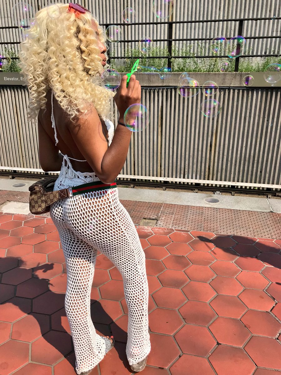 MAJAGALORE's tweet photo. #Pride2018 ♥️🌈 https://t.co/VvTjlgECfV