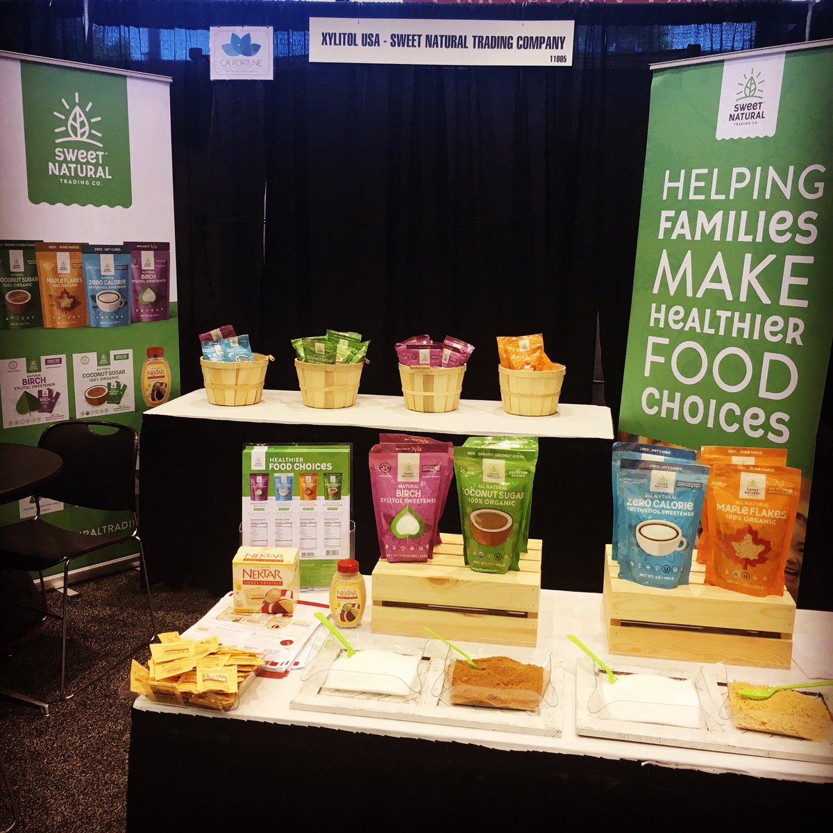 Here at the KEHE Holiday Show in Chicago launching our new rebranded products and New Natural sugar alternatives #xylitol #erythritol#coconutsugar#mapleflakes ⁦<a href="/KeHEUS/">KeHE</a>⁩