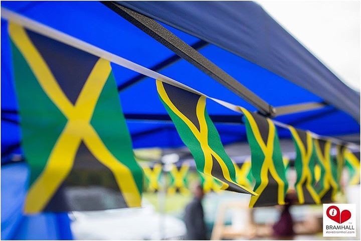 HungryLittleCr1's tweet photo. Super excited to be trading @hvfoodiefriday the very first #Huyton #foodiefriday 15/06/18 do you like the taste of paradise 🇯🇲 we will be serving the best #jerkchicken #curriedgoat😋 #hvfoodiefriday #TheBodyBranch @pizzapeddlers @ArtiSamBespoke @CrepeChateau @BexleysButchers https://t.co/r0qhBTJMeU