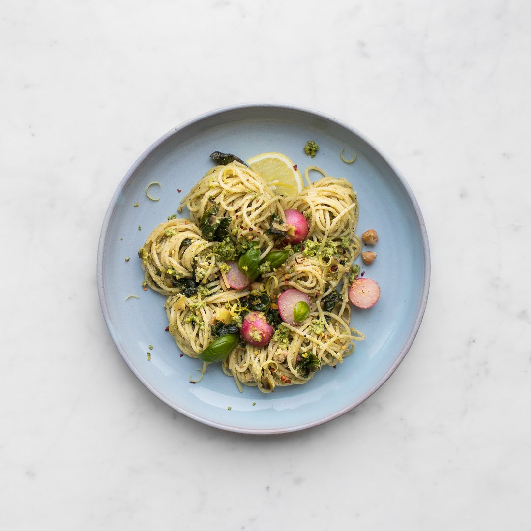 chefsouschef's tweet image. Spring on a plate 🌿 Sautéed radishes, mint pesto, baby kale and a squeeze of lemon from the @lovelemonsfood cookbook. What’s your favourite spring recipe? #tastetherainbow #cookincolor