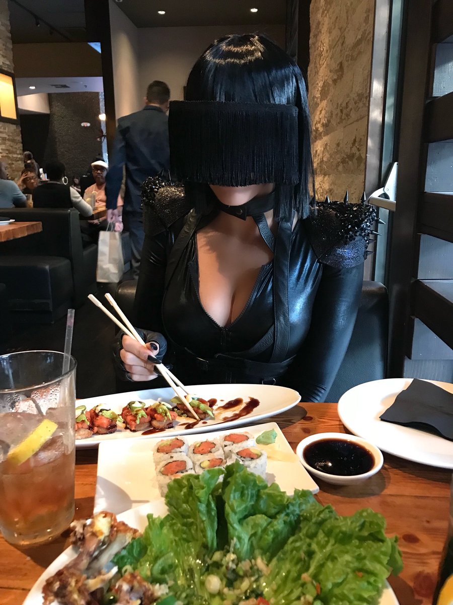 FHBOfficial's tweet photo. YUMMY https://t.co/65aIoHN5Ul