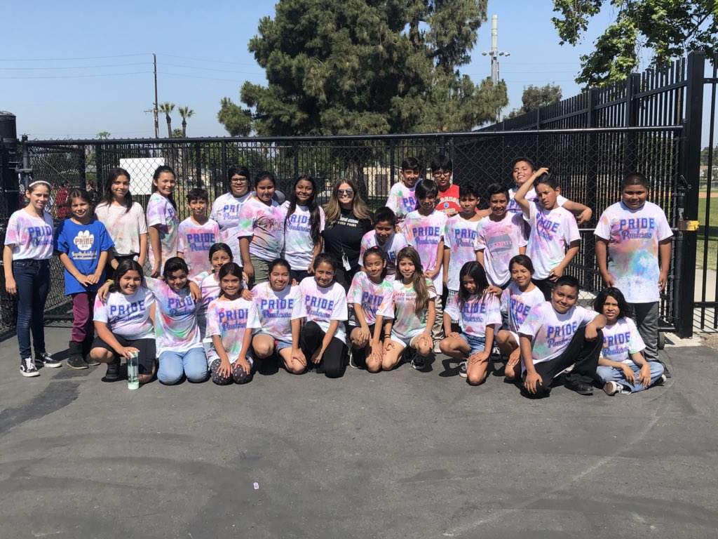 PonderosaPride's tweet photo. Pride: Together we ROAR - letβs talk TEAMWORK π¦ #colorrunteam #parents #bha #coaches #faces #ponderosaalumni https://t.co/lCAmNO4GrP