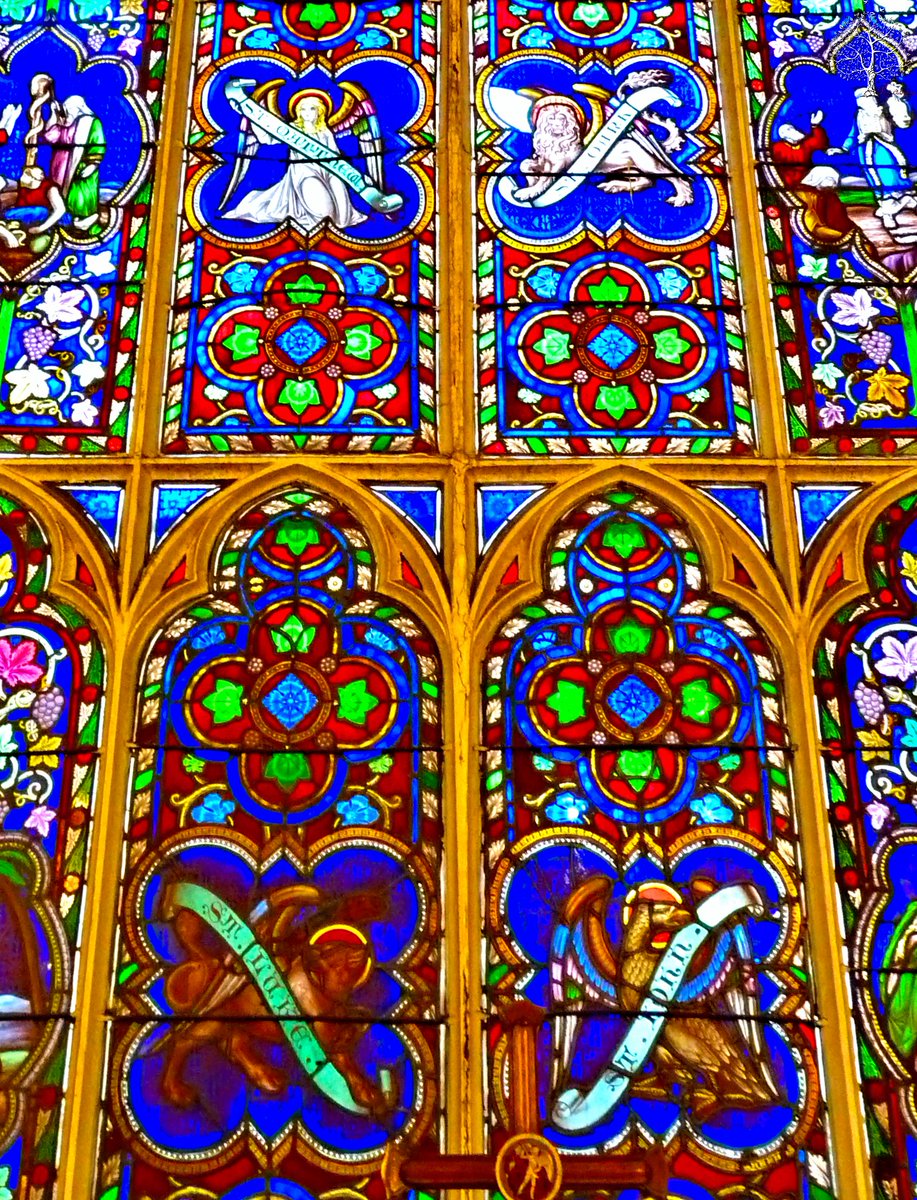 SanjeePerera1's tweet photo. The #4evangelists; panel detail from @StMichaelsL17 #Aigburth #Liverpool, #EastWindow by #JamesAlexanderForrest in partnership with #JamesBramley #AnimalsInChurches #SaintsAndTheirAnimals https://t.co/zpwYbEht6b